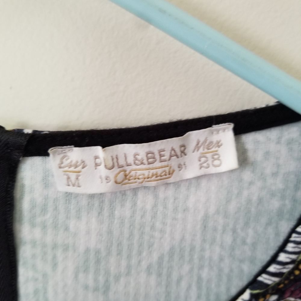Pull&Bear floral crop top - Picture 6 of 6